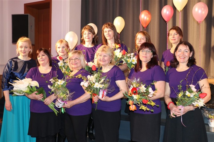 Apes līnijdeju grupa